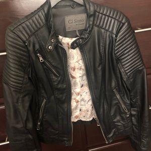 Have too much clothes already!